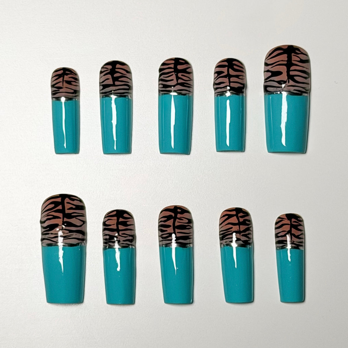 TURQUOISE TIGER
